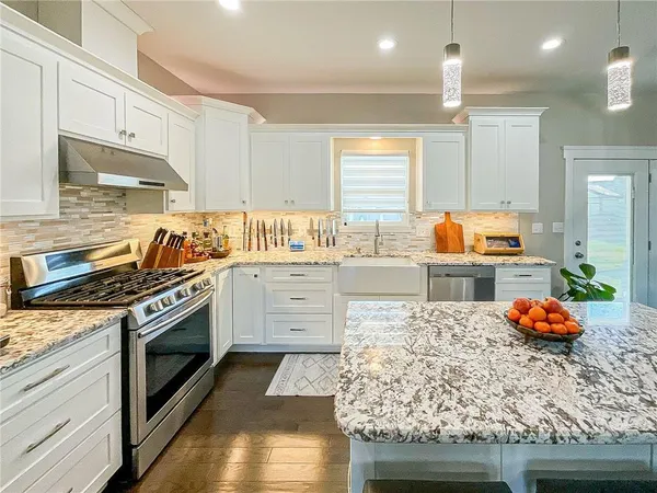 $398,000 | 19640 Hummingbird Road, Sedalia, MO 65301