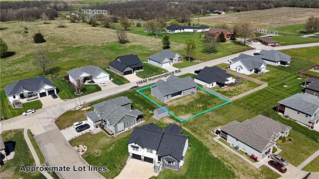 19640 Hummingbird Road Sedalia, MO 65301 - Photo 2 of 40