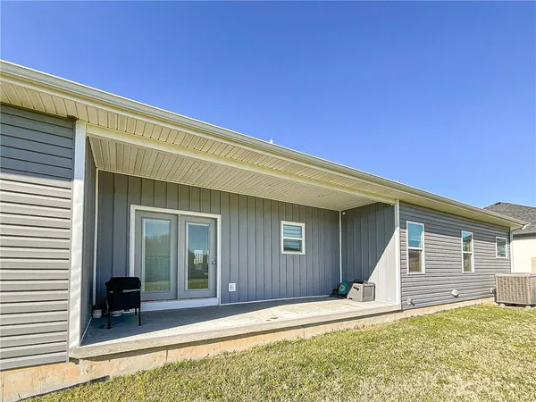 $398,000 | 19640 Hummingbird Road, Sedalia, MO 65301