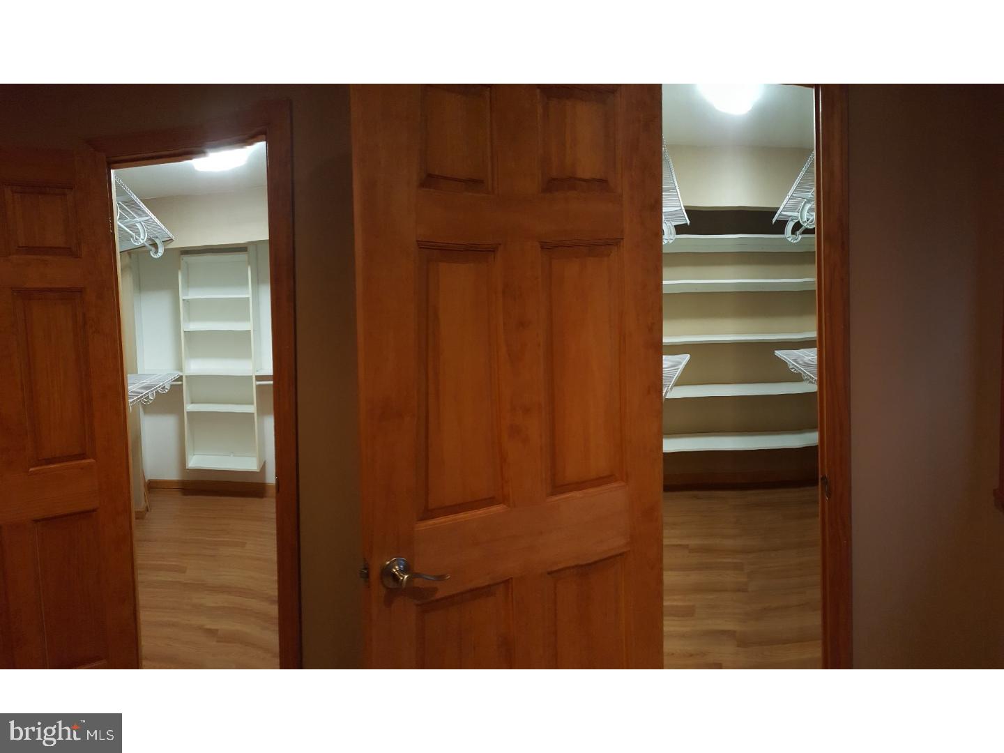 72 Old York Road Chesterfield, NJ 08515 - Photo 14 of 21 Walk-in Closet