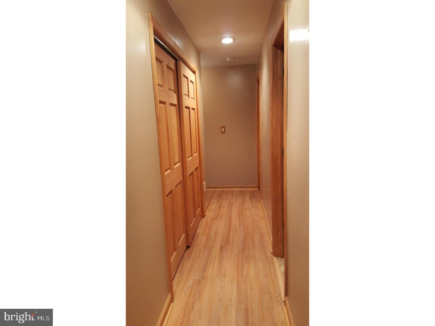72 Old York Road Chesterfield, NJ 08515 - Photo 8 of 21 Hallway