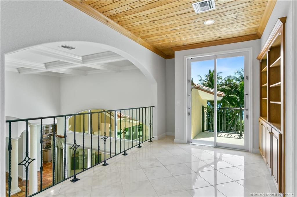 22 Castle Hill Way Stuart, FL 34996 - Photo 14 of 25 Upstairs/Exterior Balcony