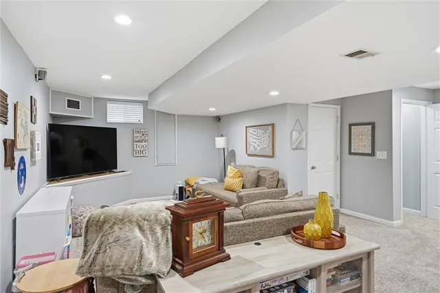 $489,000 | 5725 Marion Street, Shawnee, KS 66218