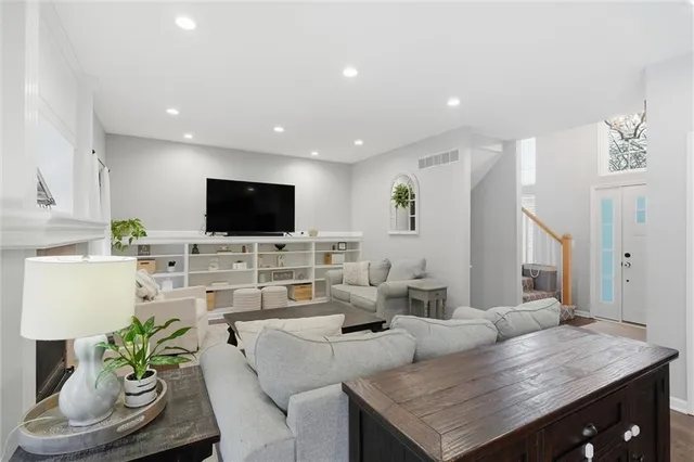 $489,000 | 5725 Marion Street, Shawnee, KS 66218