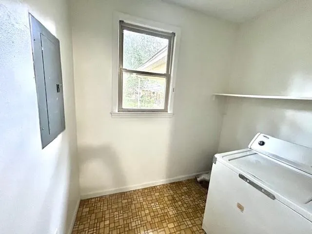 $244,900 | 217 Sinclair Road, Tallahassee, FL 32312