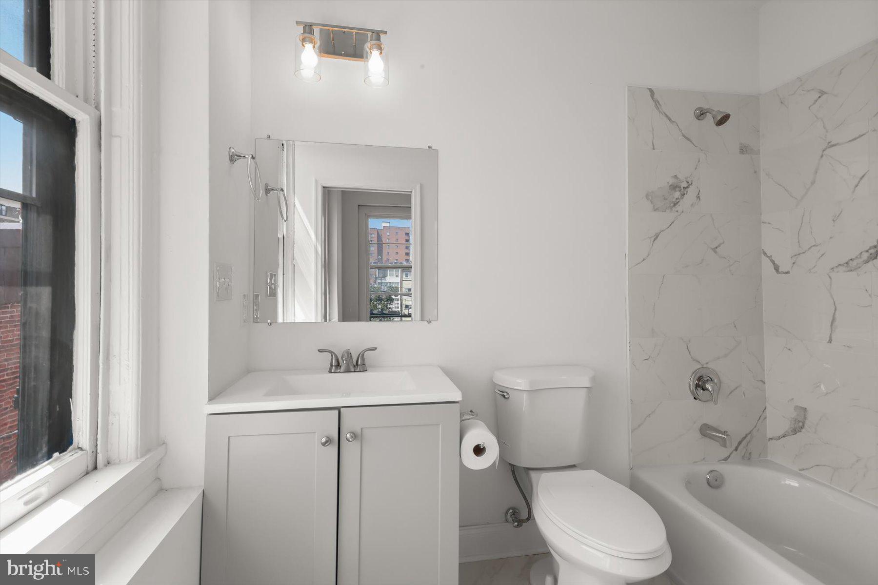 14 East Read Street Baltimore, MD 21202 - Photo 59 of 61