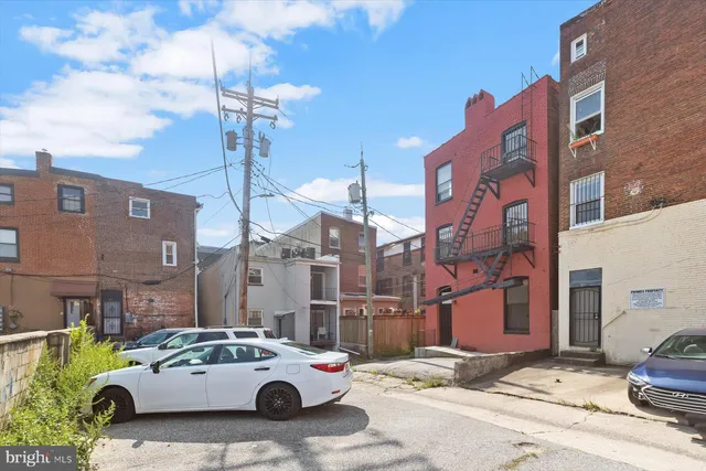 $1,075,000 | 14 East Read Street, Baltimore, MD 21202