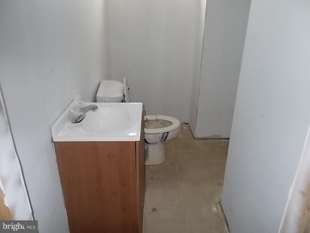 6909 Chambers Road Baltimore, MD 21234 - Photo 22 of 22 Bath