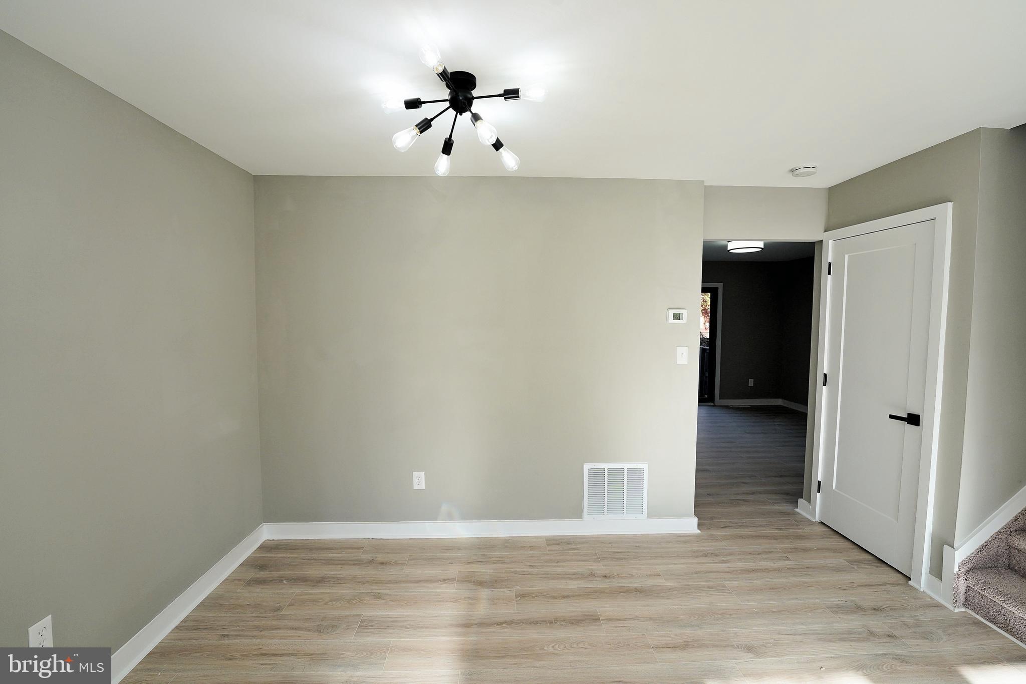 124 Probasco Road East Windsor, NJ 08520 - Photo 10 of 49