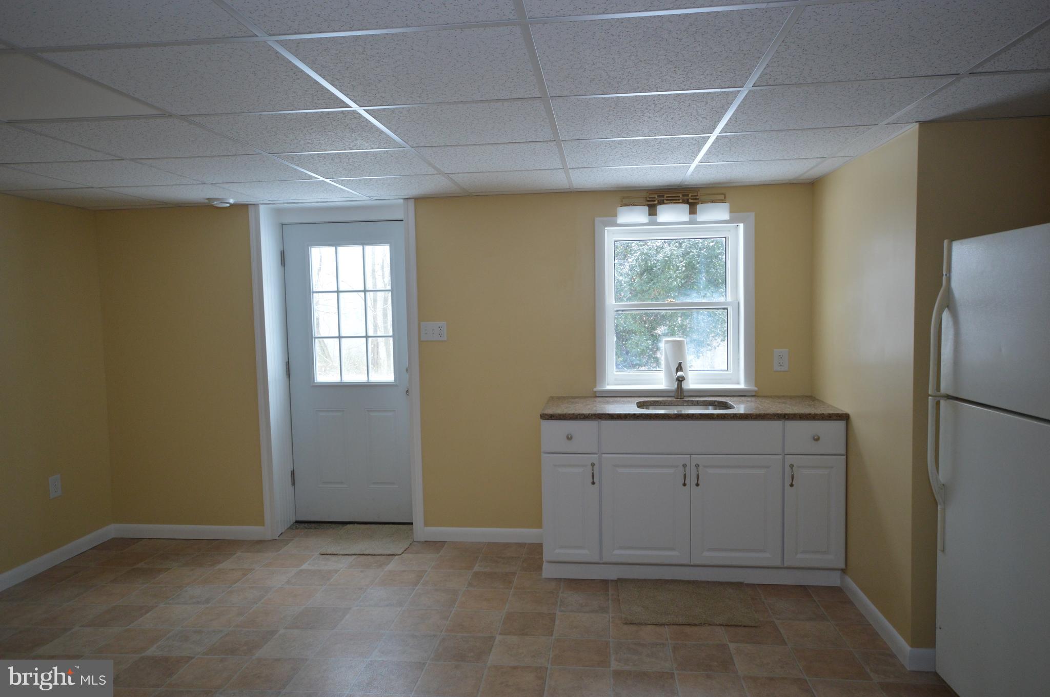326 Brick Road Oxford, PA 19363 - Photo 25 of 26 lower level kitchenette
