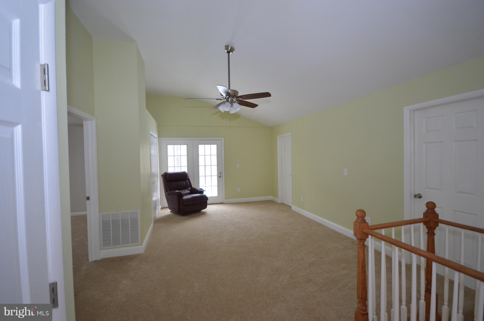 326 Brick Road Oxford, PA 19363 - Photo 8 of 26 family main level