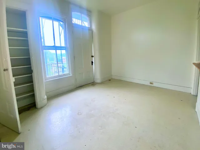 $1,245 | 26 South 2nd Street, Unit 2, Columbia, PA 17512