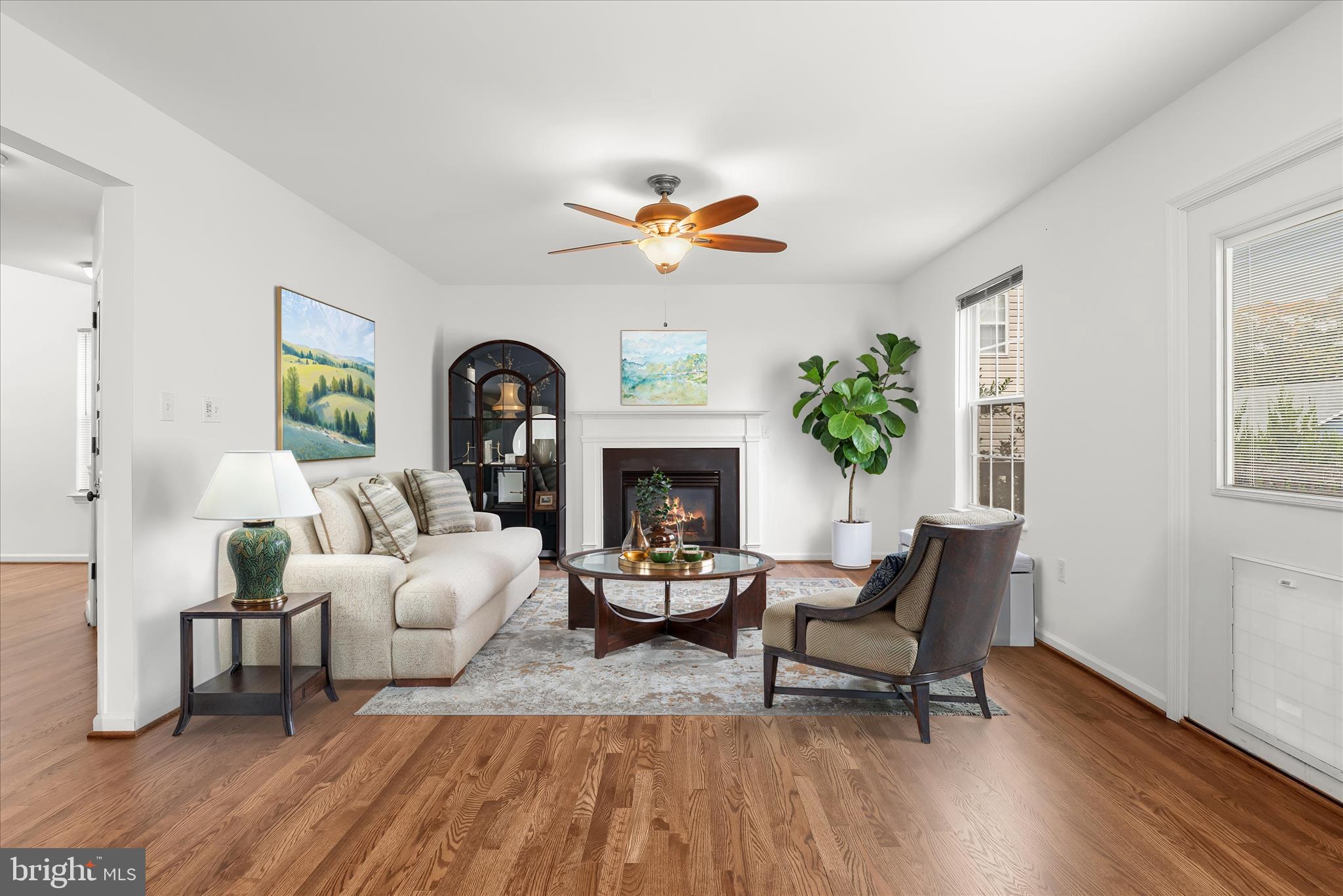 147 Idlewild Road Severna Park, MD 21146 - Photo 2 of 36 a living room with furniture and a fireplace
