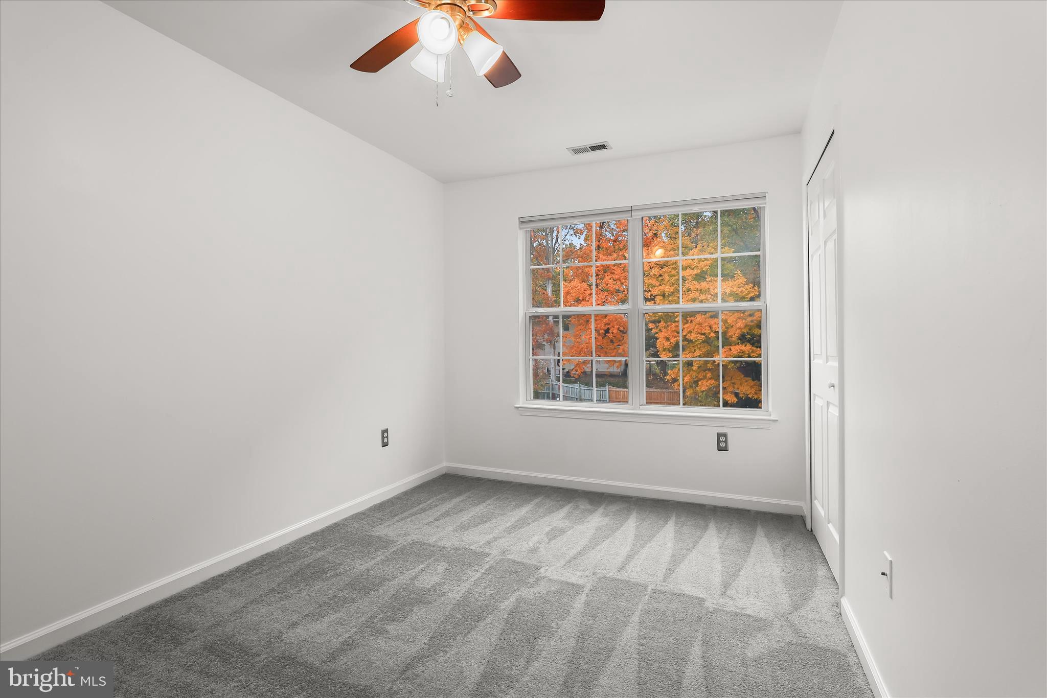 147 Idlewild Road Severna Park, MD 21146 - Photo 24 of 36 an empty room with a window