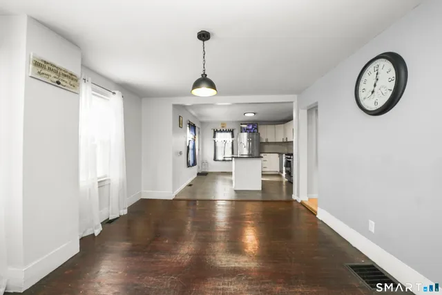 $275,000 | 17 Windsor Street, Enfield, CT 06082