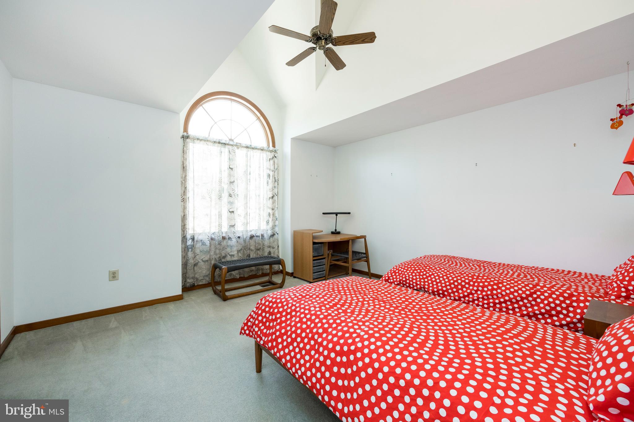 530 Merlin Road Phoenixville, PA 19460 - Photo 54 of 108 Bdrm #3 (middle bedroom); walk-in closet