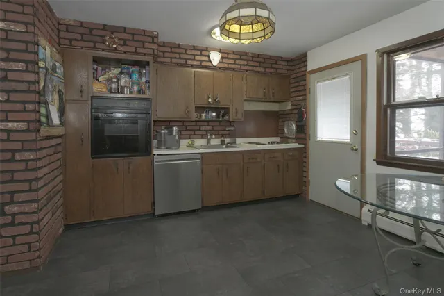 $639,000 | 23 Bradner Drive, Warwick, NY 10990