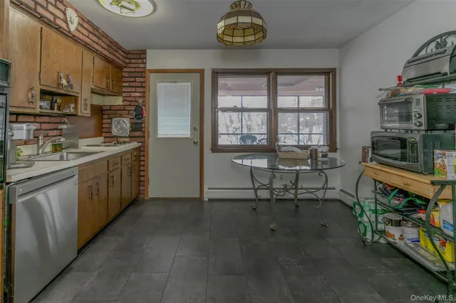 $639,000 | 23 Bradner Drive, Warwick, NY 10990