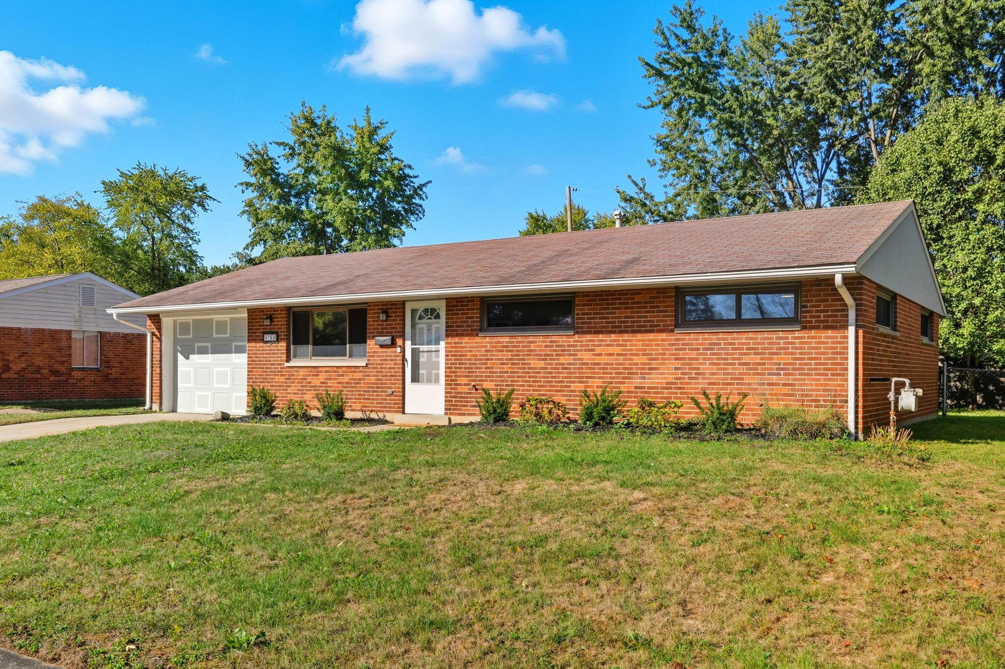 5769 Montevideo Road Westerville, OH 43081 - Photo 2 of 28 Front