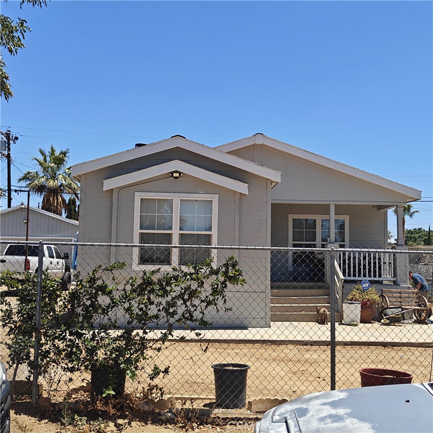 22956 La More Road Perris, CA 92570 - Photo 5 of 24
