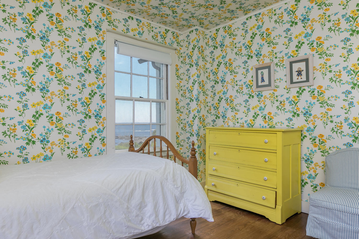 22 Jocelyn Road Scarborough, ME 04074 - Photo 25 of 40 22 Jocelyn Rd 2nd Floor Twin Bedroom