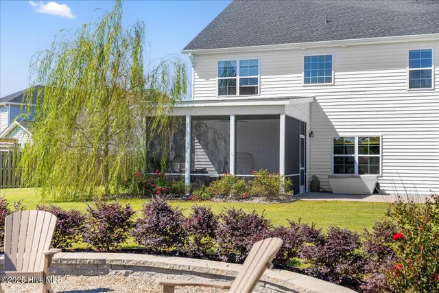 $650,000 | 170 North Passerine Path, Hampstead, NC 28443