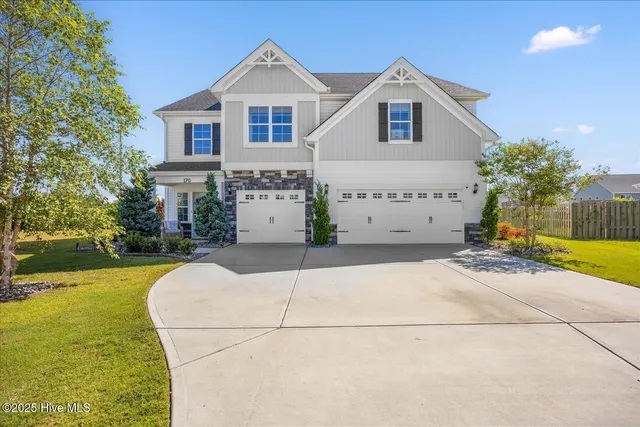 $650,000 | 170 North Passerine Path, Hampstead, NC 28443