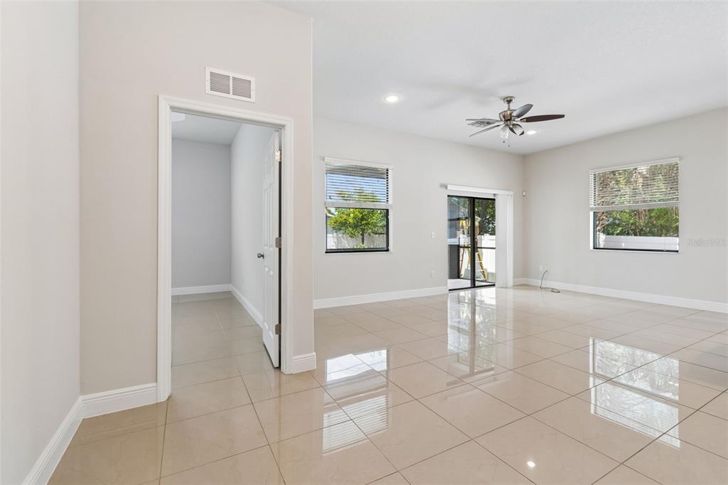 2311 West Aileen Street Tampa, FL 33607 - Photo 20 of 38 a view of an empty room with a window
