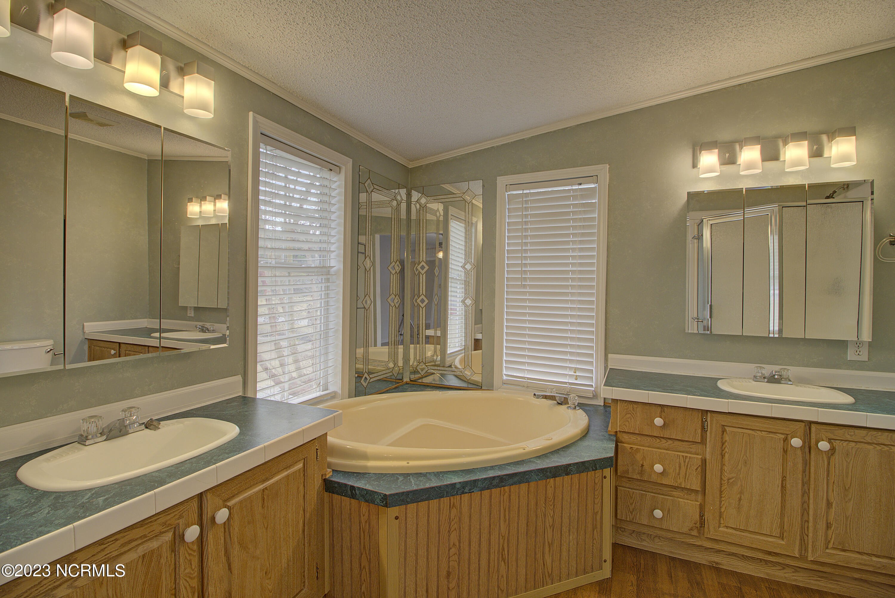 531 Greenacres Drive Hampstead, NC 28443 - Photo 16 of 45 Master