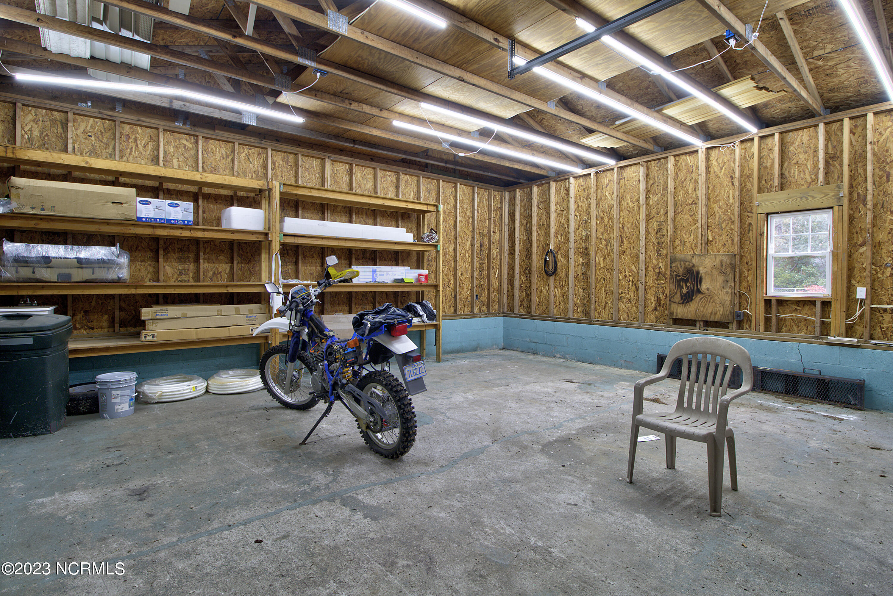 531 Greenacres Drive Hampstead, NC 28443 - Photo 36 of 45 Garage