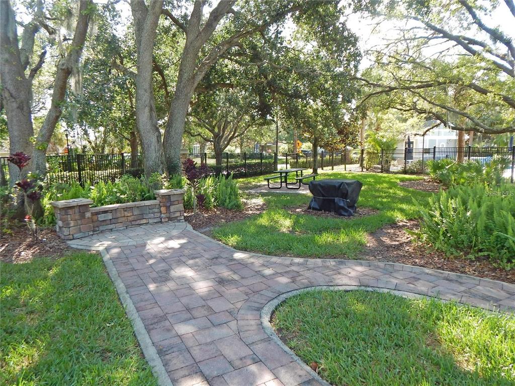 5925 Sandhill Ridge Drive Lithia, FL 33547 - Photo 7 of 35