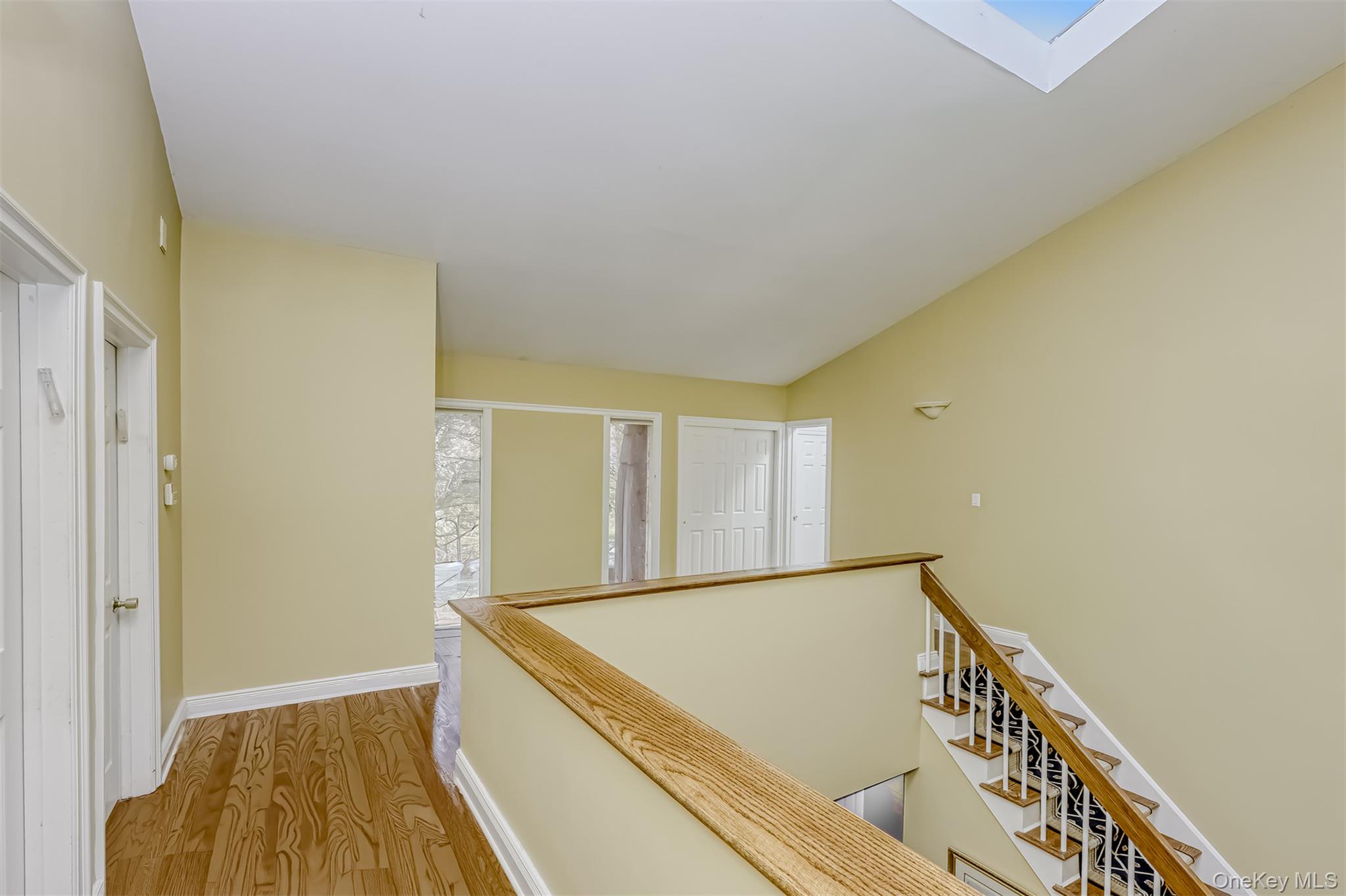 8 Kings Gate Road Suffern, NY 10901 - Photo 11 of 22