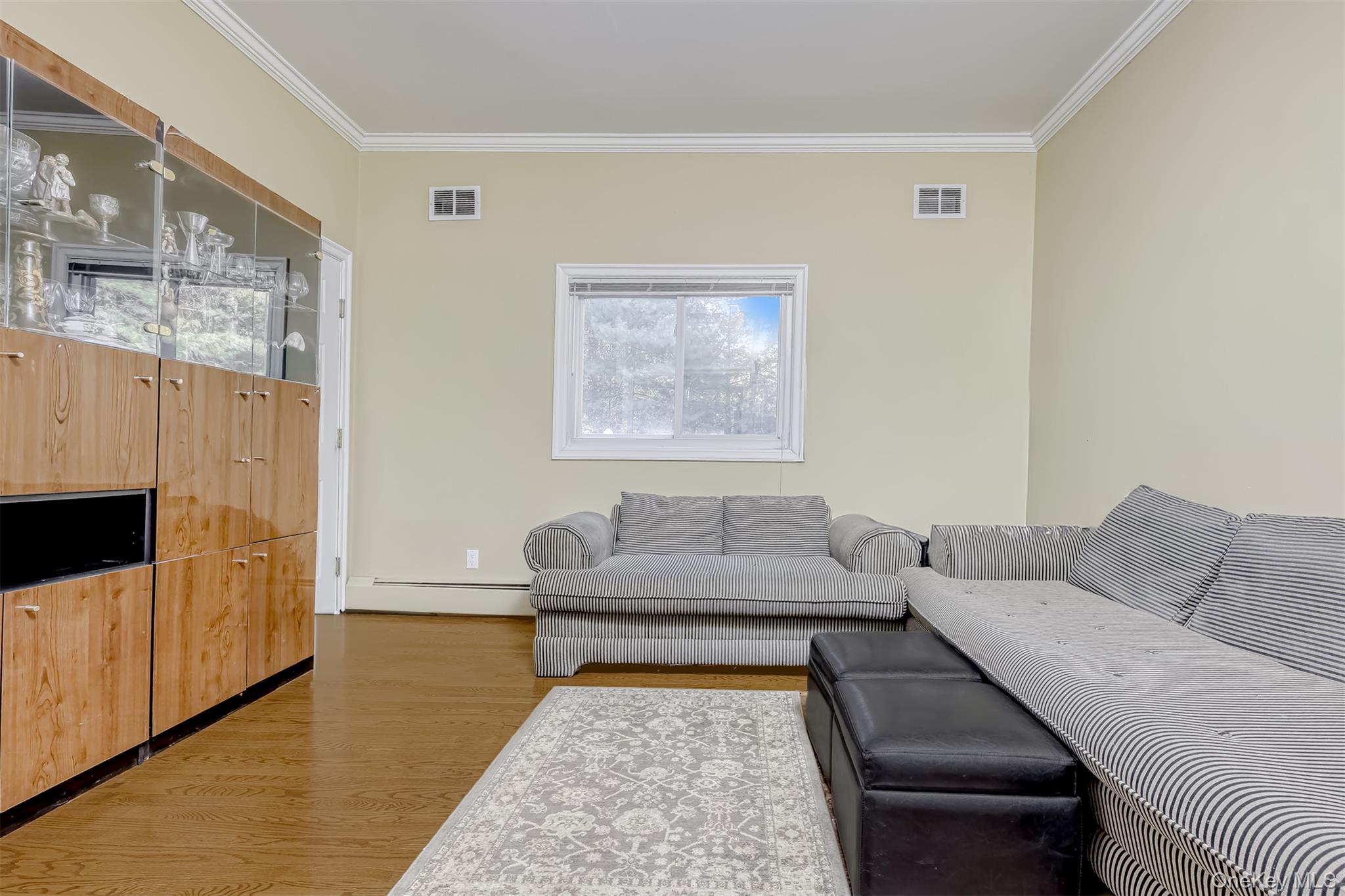 8 Kings Gate Road Suffern, NY 10901 - Photo 9 of 22