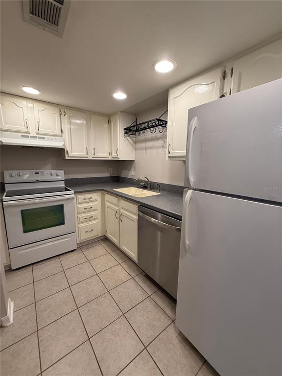 1515 Northwest 29 Road, Unit D2 Gainesville, FL 32605 - Photo 9 of 23