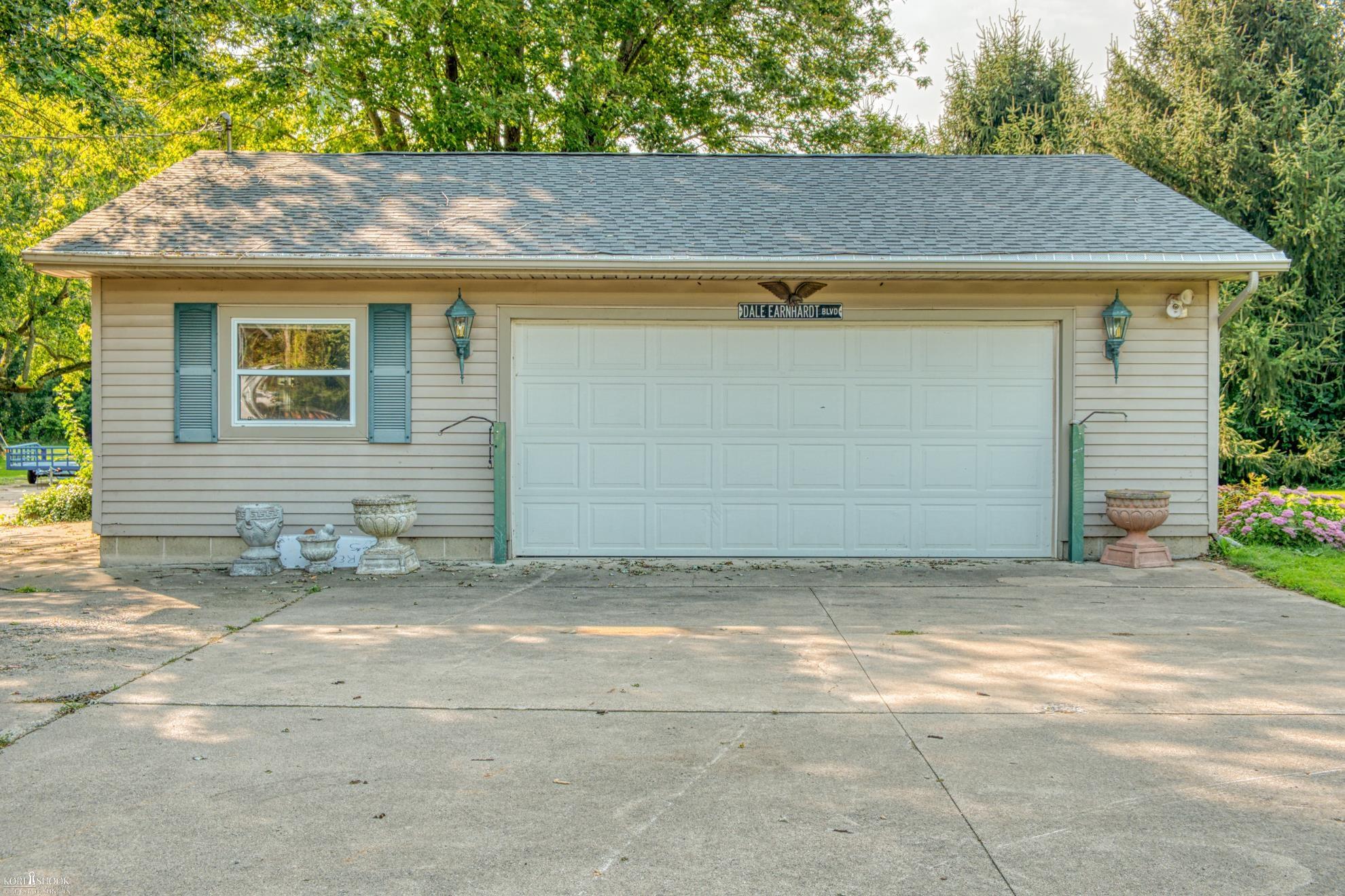 3550 Vandecarr Road Owosso, MI 48867 - Photo 34 of 36 Gallery Image 34