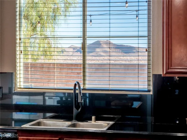 $768,500 | 7125 Mountain Den Avenue, Las Vegas, NV 89179