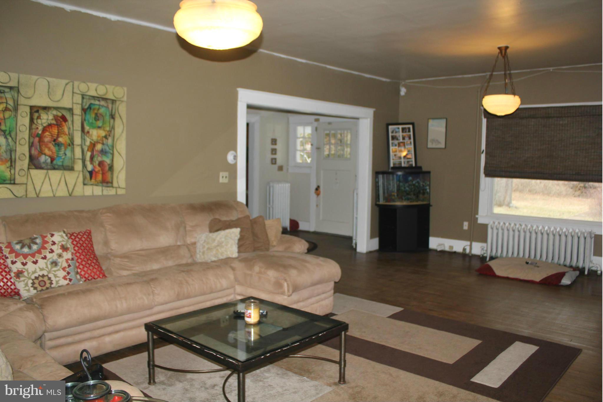 1384 Fairfield Loop Road Crownsville, MD 21032 - Photo 9 of 30 HUGE Main House Living Room w/Hardwoods