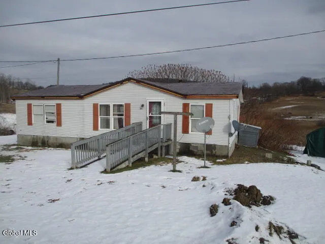 $67,450 | 352 Lee Road, Granville, NY 12832