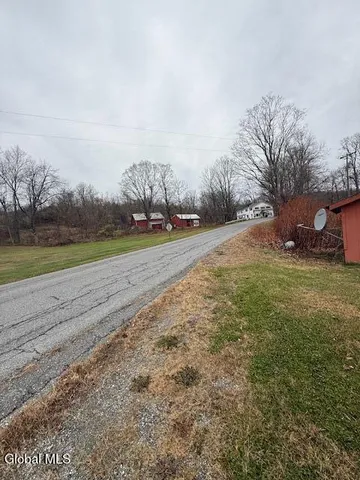 $67,450 | 352 Lee Road, Granville, NY 12832