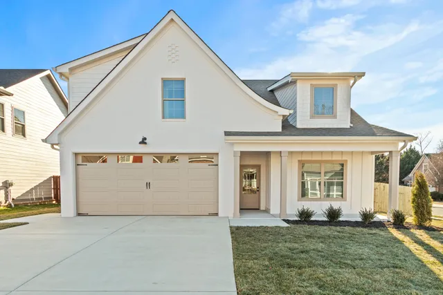 $535,000 | 8318 Glenshire Lane, Chattanooga, TN 37421