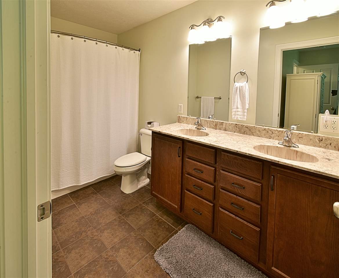 1883 Round Lake Road Interlochen, MI 49643 - Photo 9 of 25 1867353-8.JPG