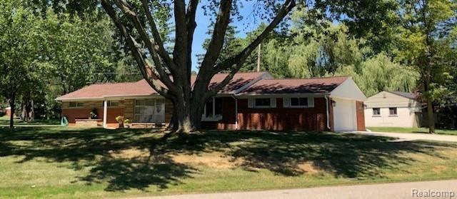 28229 Bayberry Road Farmington Hills, MI 48331 - Photo 4 of 45