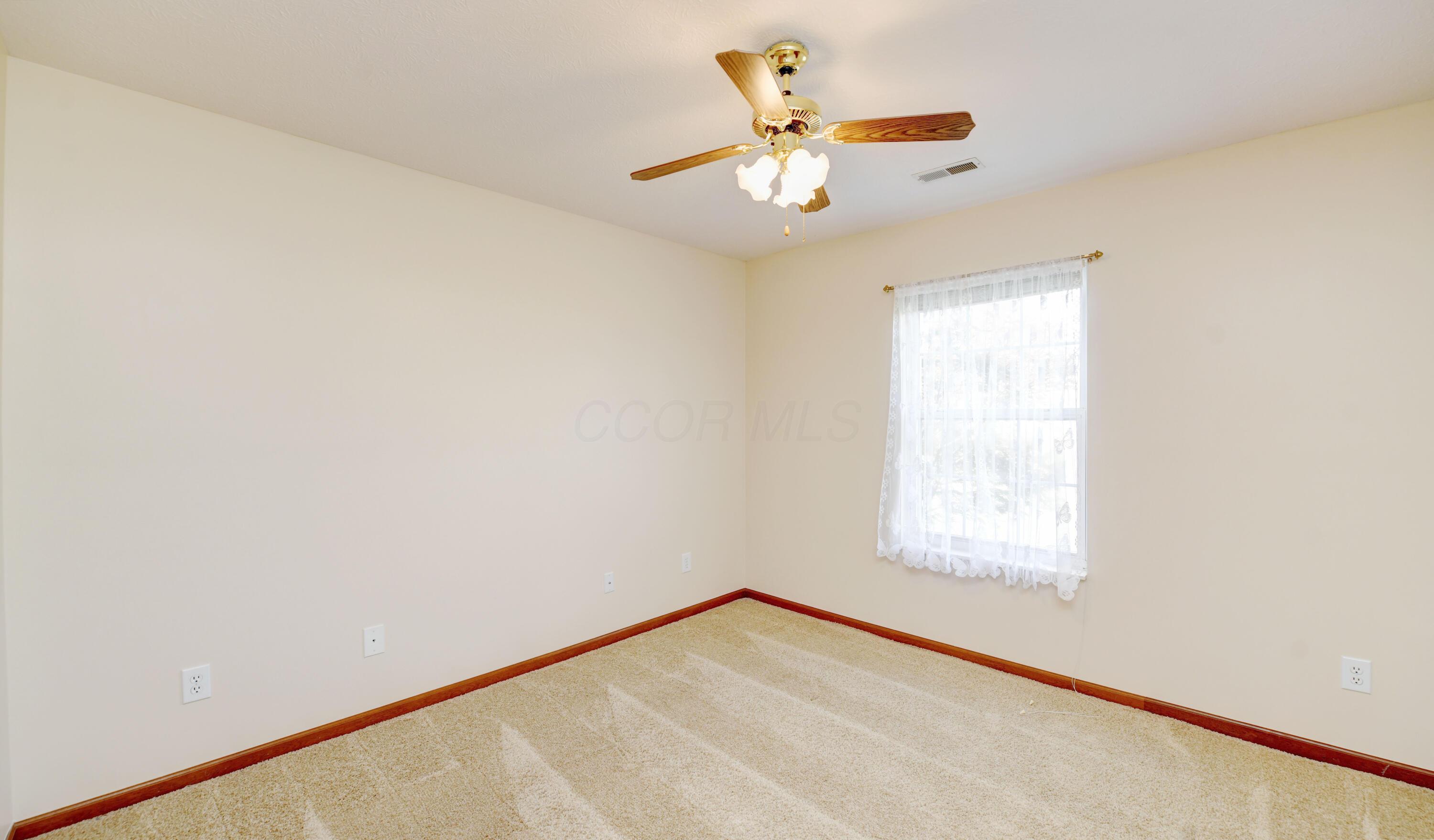 279 Goose Pond Road, Unit D Newark, OH 43055 - Photo 22 of 32 Second Bedroom (2)