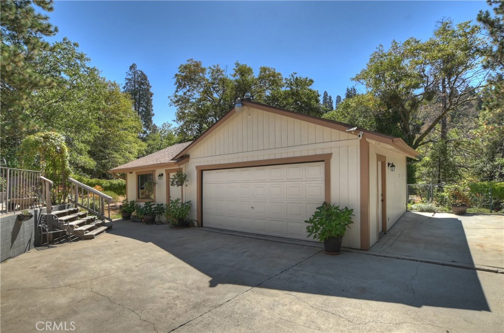 23167 Brookside Road Crestline, CA 92325 - Photo 13 of 49