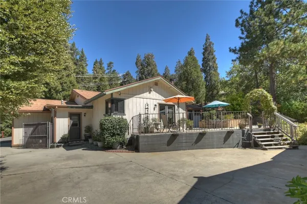 a view of a house with a garage