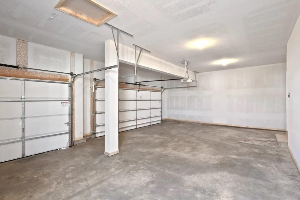 12552 Meadowview Street Olathe, KS 66061 - Photo 8 of 52