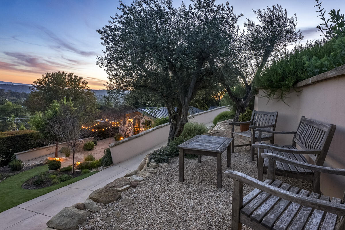 2835 Exeter Place Santa Barbara, CA 93105 - Photo 14 of 24 2835 Exeter Place_WEB_005