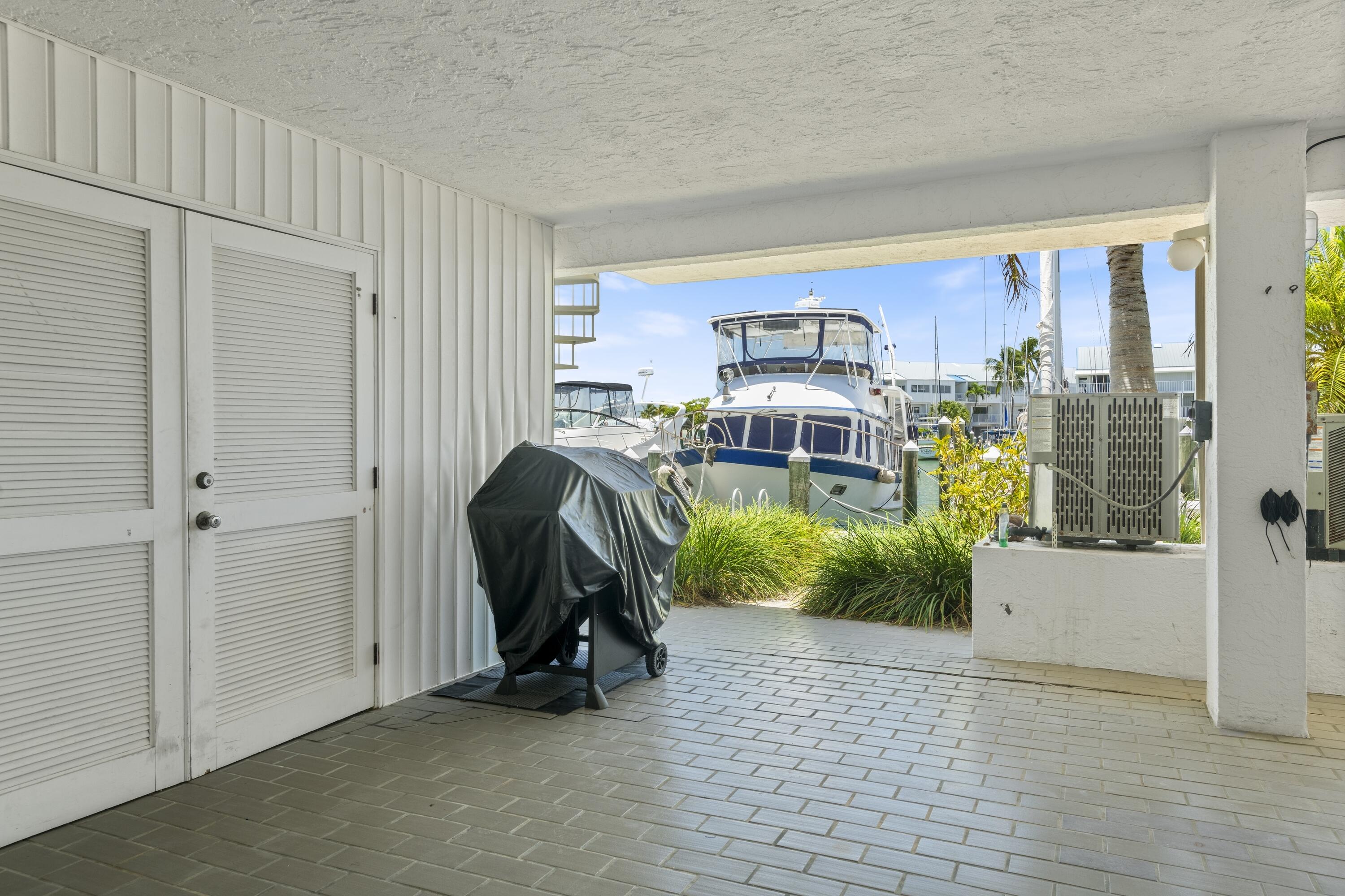 96 Ave C, Unit 2 Marathon, FL 33050 - Photo 11 of 40 Marathon_96_Avenue_C_Drive_2_Ground_Leve