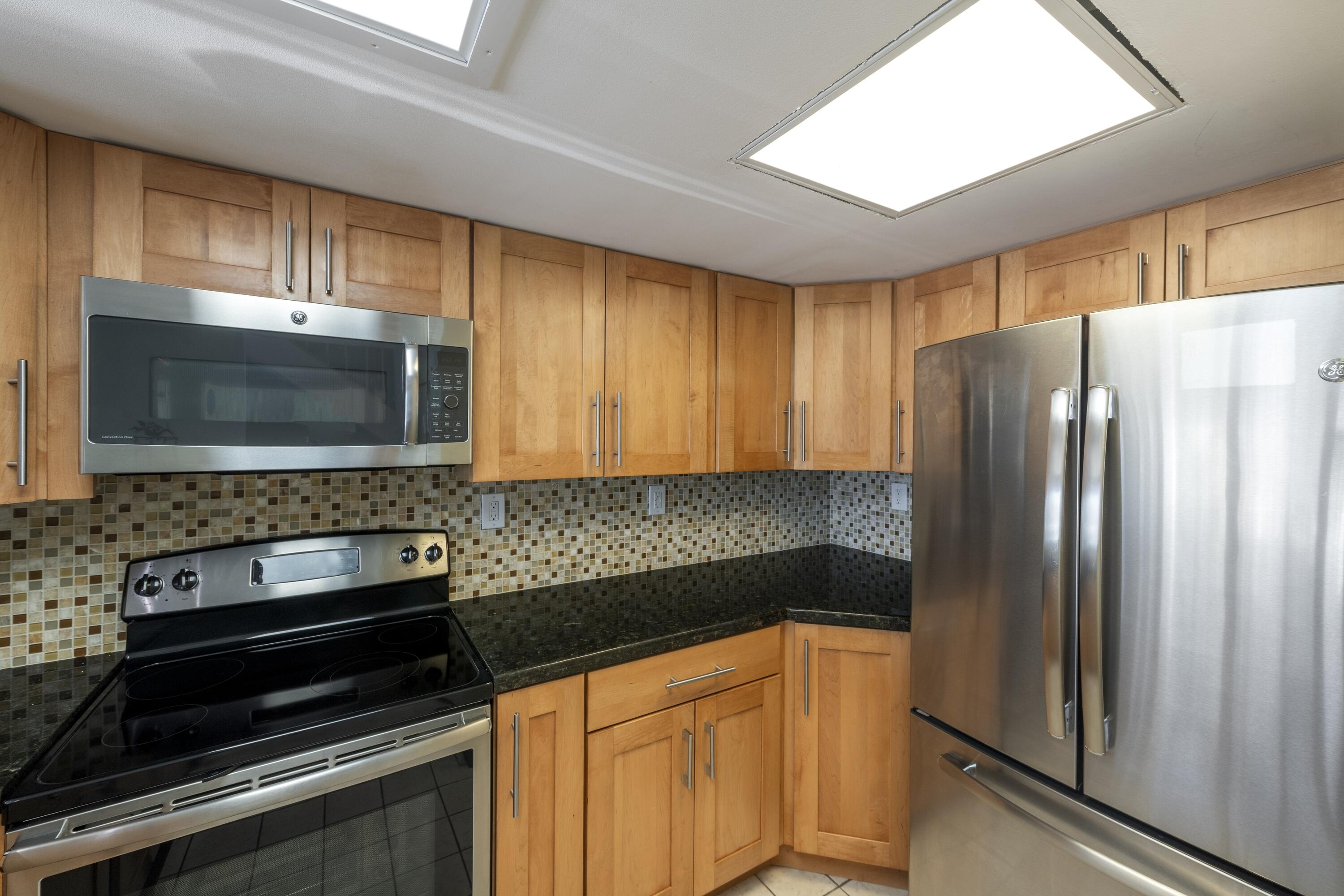 96 Ave C, Unit 2 Marathon, FL 33050 - Photo 20 of 40 Marathon_96_Avenue_C_Drive_2_2nd_Level_K