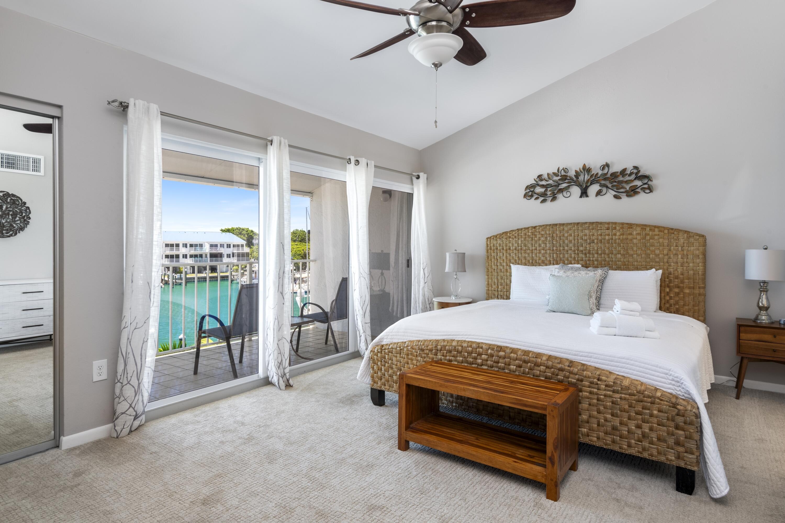 96 Ave C, Unit 2 Marathon, FL 33050 - Photo 4 of 40 Marathon_96_Avenue_C_Drive_2_3rd_Level_M